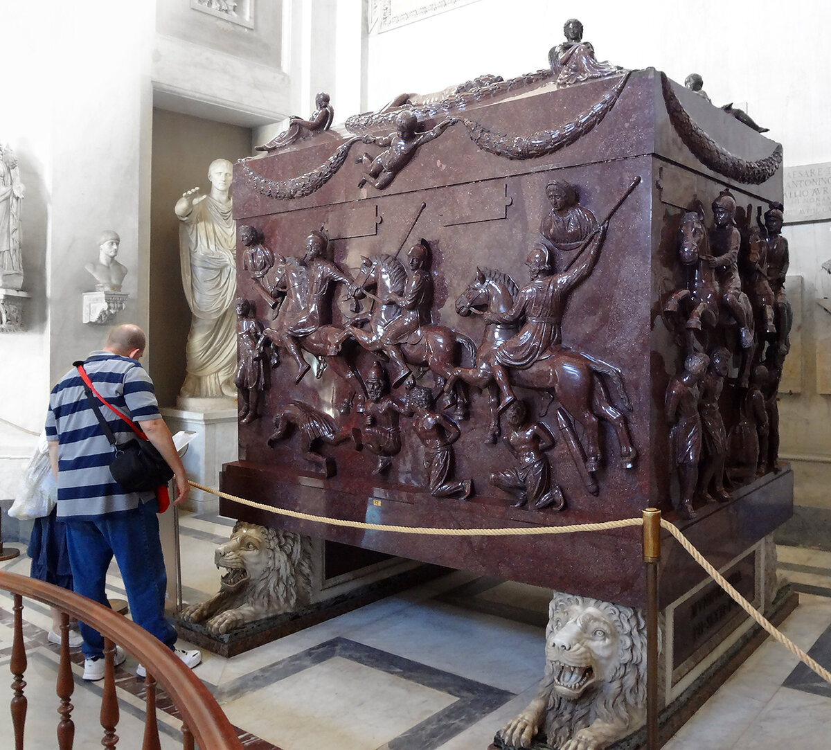 Саркофаг Елены Равноапостольной, Музеи Ватикана, Рим, Италия.