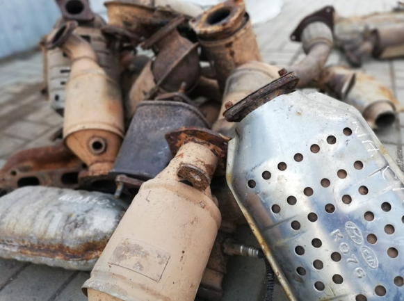 Отработанные автокатализаторы