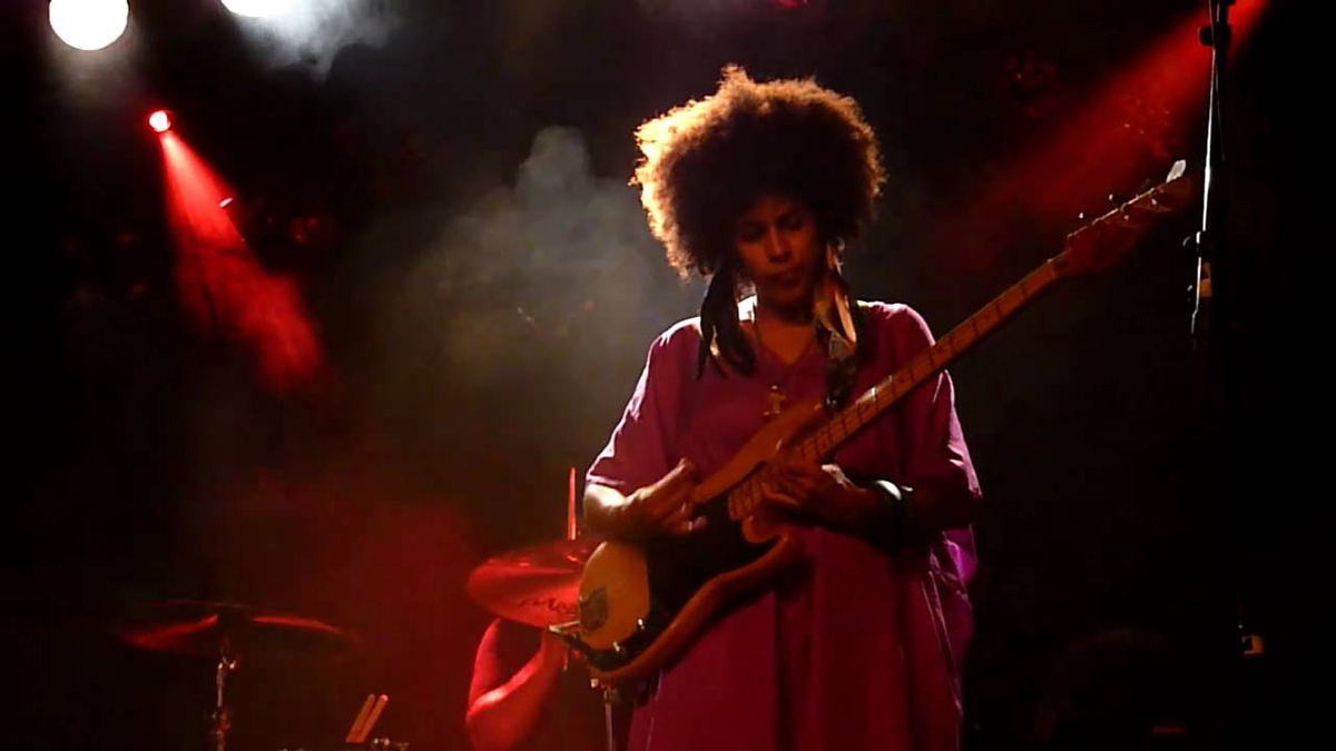 Earl Greyhound  “Misty Morning”