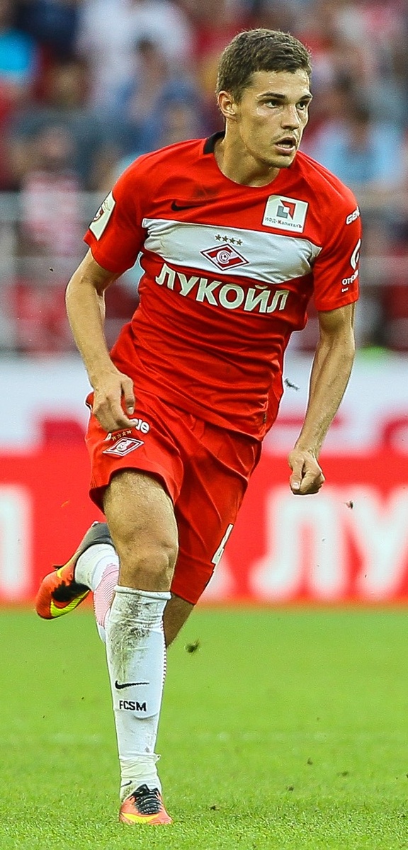 Фото с сайта https://upload.wikimedia.org/wikipedia/commons/f/fd/Spartak-arsenal-53.jpg