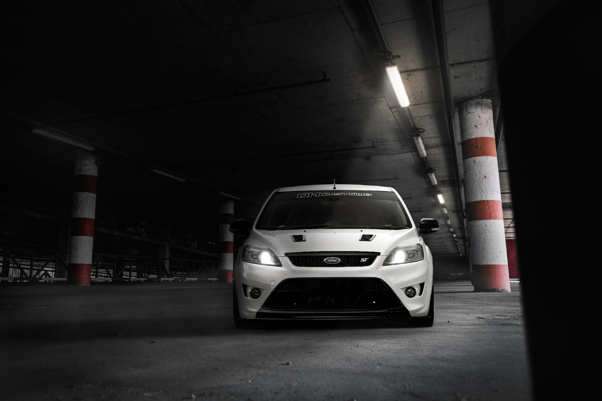 Машина самая обычная, без допов и переделок под себя. В машине ничего дополнительно не установлено. Обычная заводская машина. Данной фото взято из открытых источников.