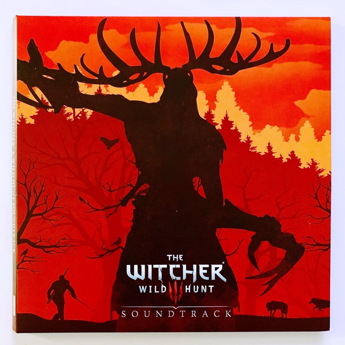 Полиграфия отличная, цвета очень сочные.