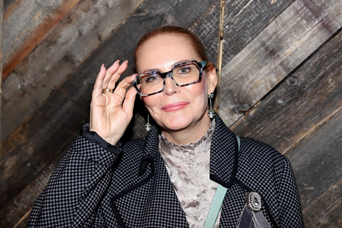    61-летняя Алёна Яковлева из-за проблем со здоровьем не могла ходить
