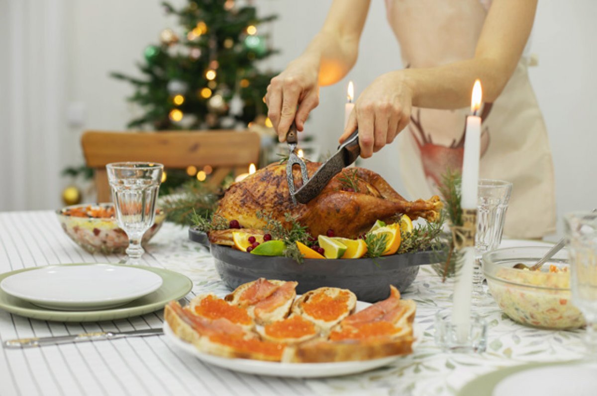    Праздник живота. Что съесть в новогоднюю ночь, чтобы не заработать язву