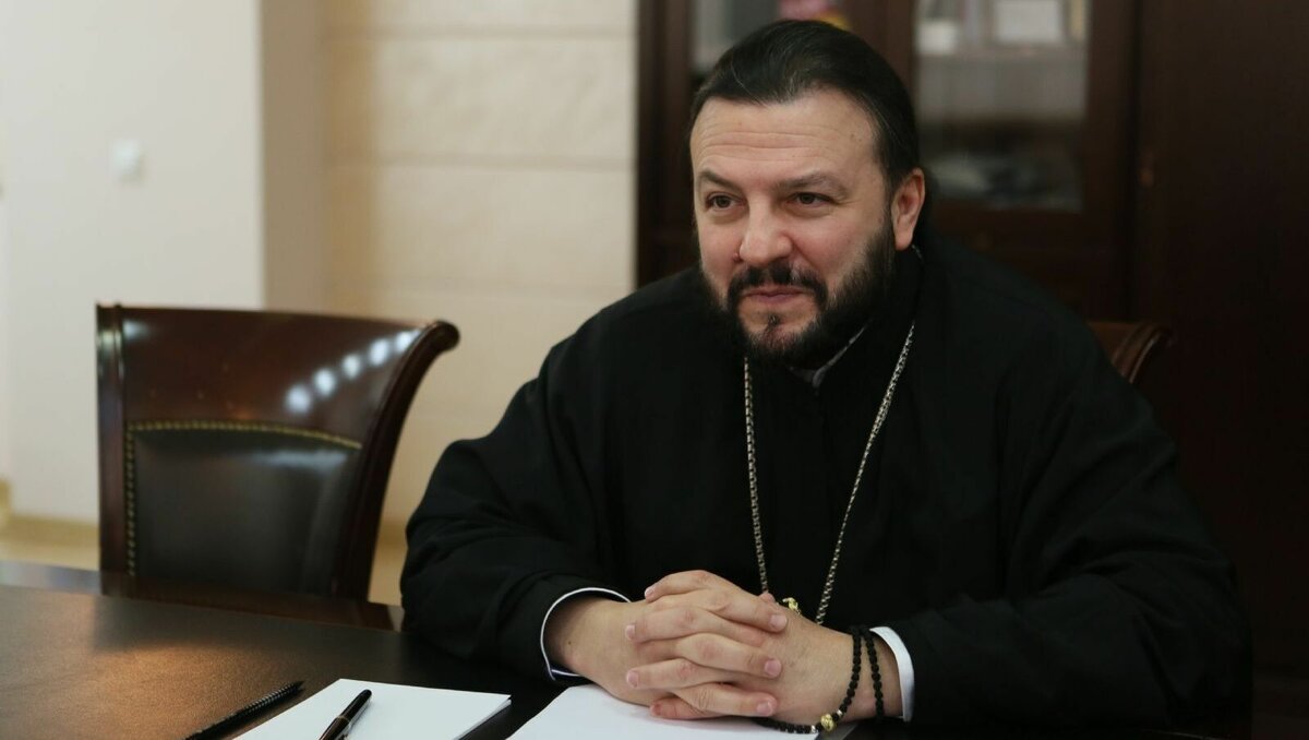     В городе Кампале - столице африканской Уганды - возведут административно-духовный центр Русской православной церкви, сообщил патриарший экзарх Африки митрополит Клинский Леонид (Горбачев) (на фото).