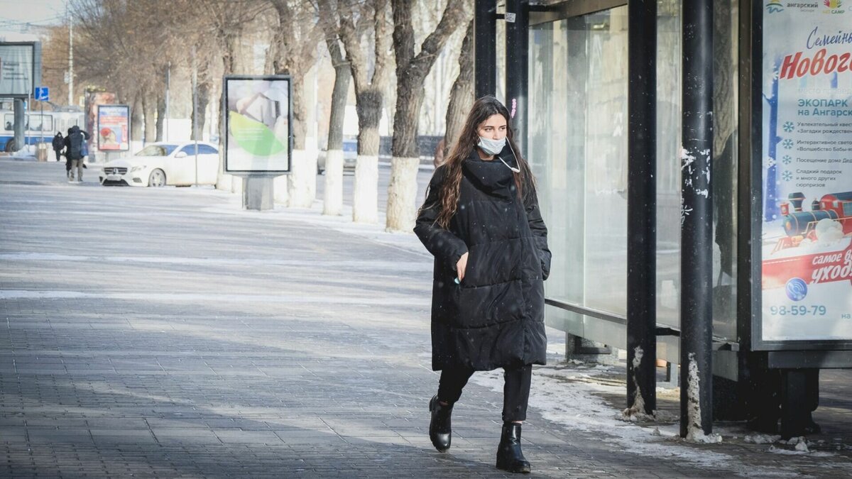     В Волгоградской области к 8 января ожидаются сильные морозы — похолодание составит до -15 градусов. Население призывают одеваться теплее и быть осторожнее с отопительными приборами.