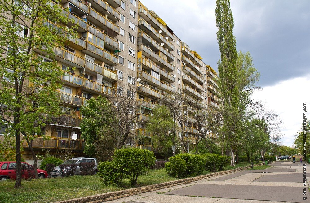 Социалистическая застройка на улицах Будапешта