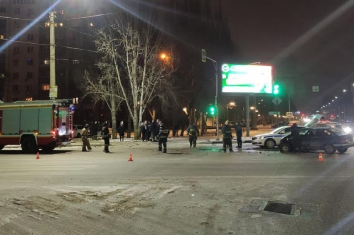    В Воронеже ВАЗ устроил массовое ДТП с погибшим пешеходом