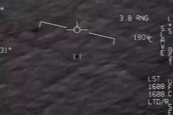     США постоянно получают сообщения об НЛО от пилотов военной авиации