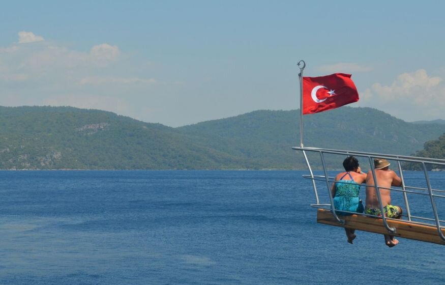    Директор военного завода в Таганроге сбежал в Турцию, прихватив с собой 100 млн рублей, снятых со счетов предприятия