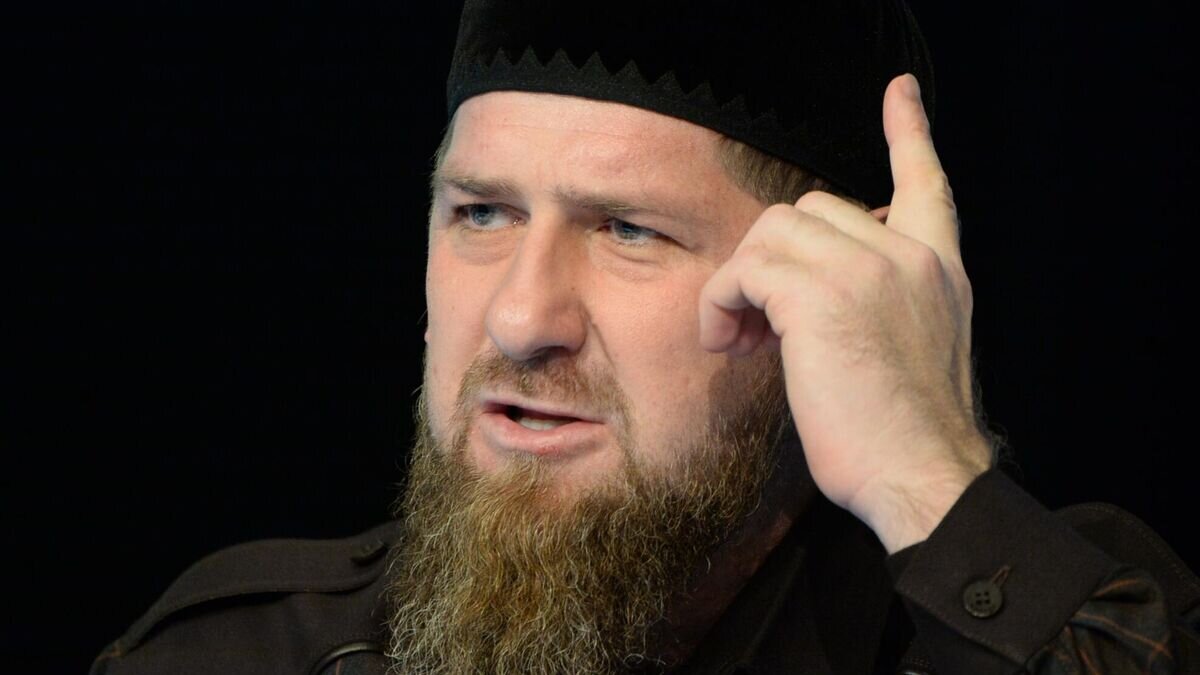    Глава Чеченской Республики Рамзан Кадыров на пресс-конференции в студии телеканала "Грозный"© РИА Новости / Саид Царнаев