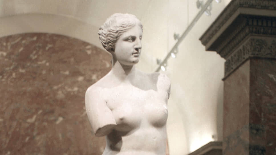Фото: Юрий Дьяконов / Коммерсантъ📷Статуя Венера Милосская в Лувре.