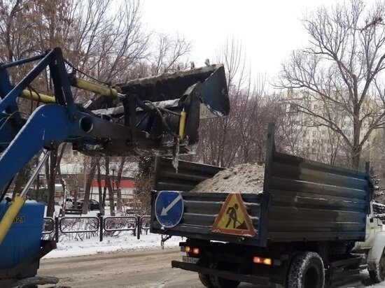     С улиц Астрахани вывезли более 120 тонн снега / Пресс-служба администрации Астрахани