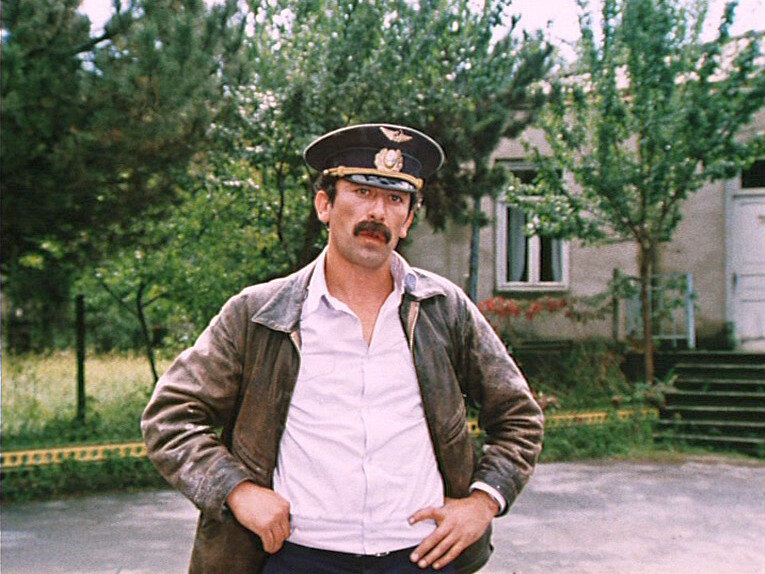 Кадр из фильма «Мимино»