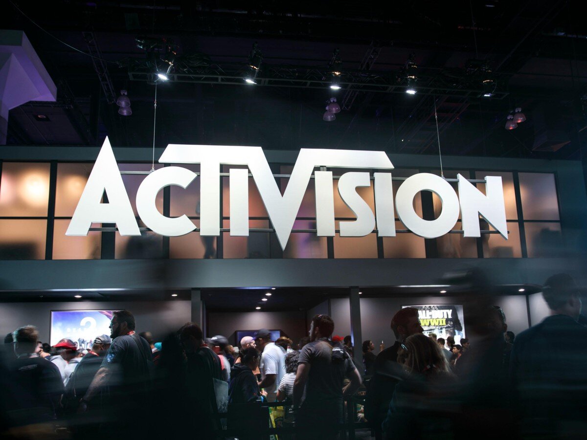    Слово не воробей. Activision уволила тестировщиков за ругательства и получила судебный иск