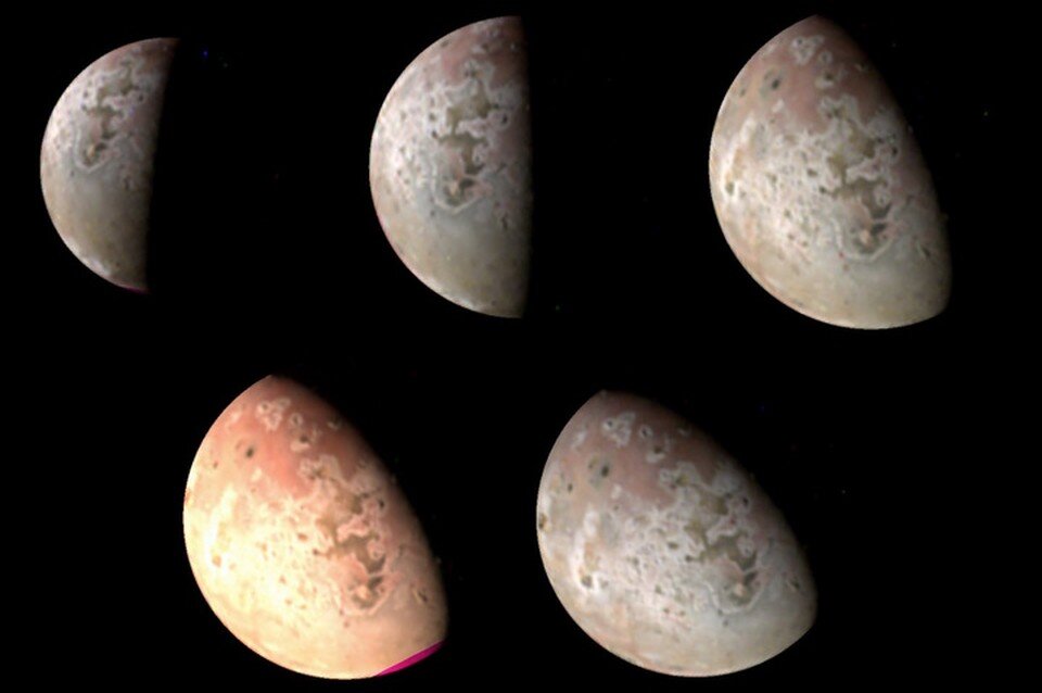     Так выглядит «ад неземной» при дневном свете. Фото: NASA