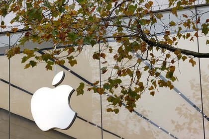 Авторизованные сервисы Apple в России прекратили прием на гарантийное обслуживание MacBook и iPad из-за нехватки запчастей.По словам собеседника агентства, это касается всех моделей MacBook и iPad. При этом он уточнил, что прием iPhone по-прежнему осуществляется. «Именно iPad и MacBook из-за того, что деталей уже нет, поэтому они уже больше не принимают», — пояснил он.