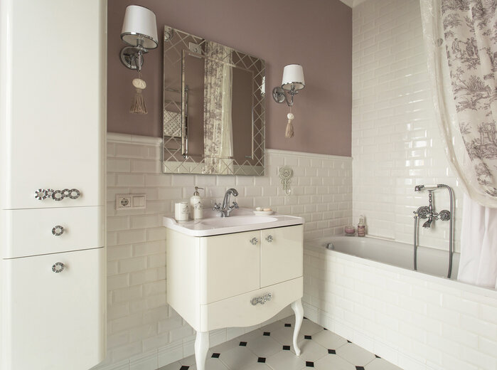 Прованс, гламур,шеби-шик... Романтичный интерьер "на любителя" в сталинке 55 кв.м.