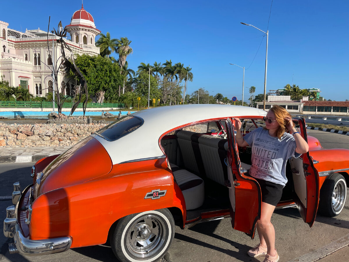 Экскурсия на ретроавтомобиле. Куба. 