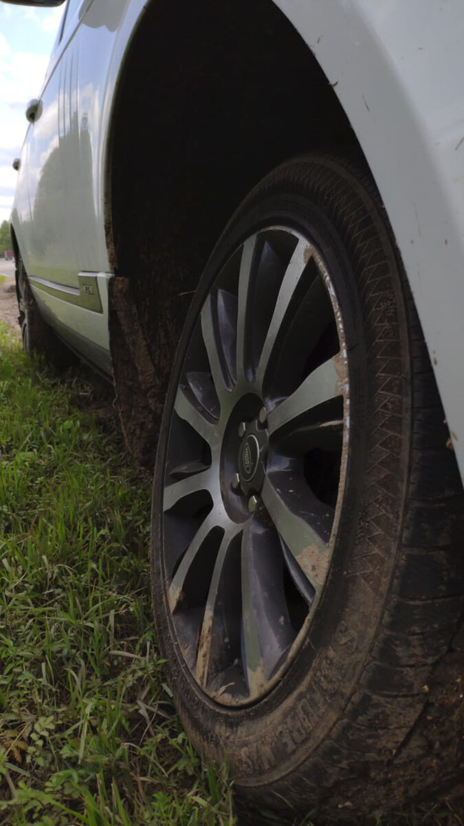 Так выглядит угол переднего колеса когда кулак сломан