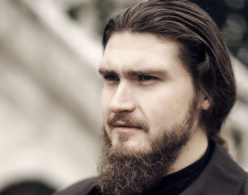Священник Николай Бабкин ведет православный блог для интернет-читателей. Источник Яндекс.Картинки