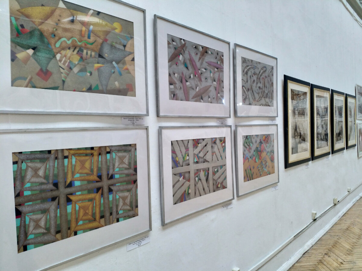 Из экспонатов выставки "Весна 2023" 