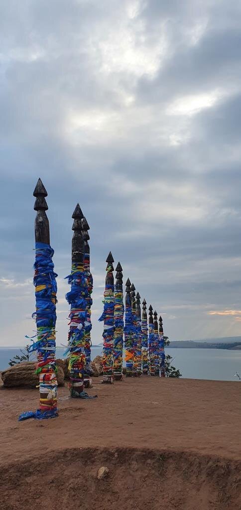  13 столбов на мысе Бурхан острова Ольхон