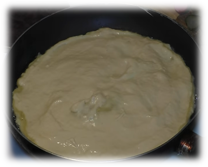 тесто для пиццы на сковороде