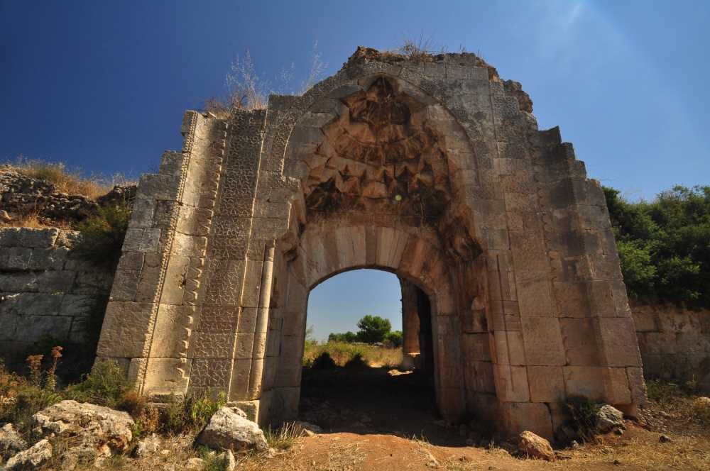 Караван-сарай Эвдирхан. Фото с портала Antalya Il Kültür ve Müze Müdürlüğü