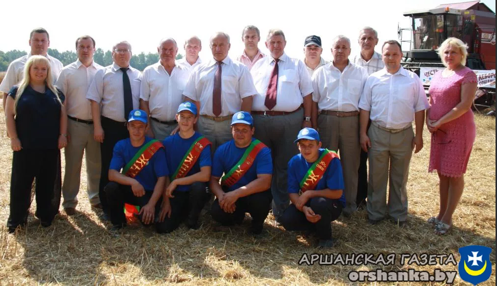 ну и как без этой фотографии то...