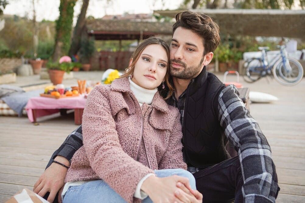 Кадр из сериала "Не отпускай мою руку". Источник: https://clck.ru/QuhDJ