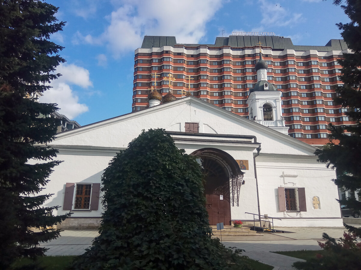 Храм Николая Чудотворца в Голутвине - Китайское Патриаршее Подворье. Москва. Фото автора (ещё 3 фото)