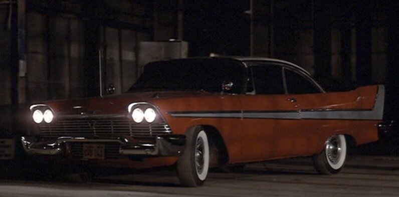 Строили же раньше автомобили! Plymouth Fury. Фото из интернета.