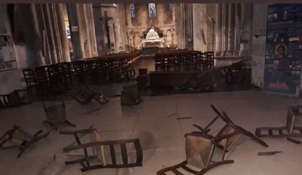 Это не редакция журнальчика. Это храм. 