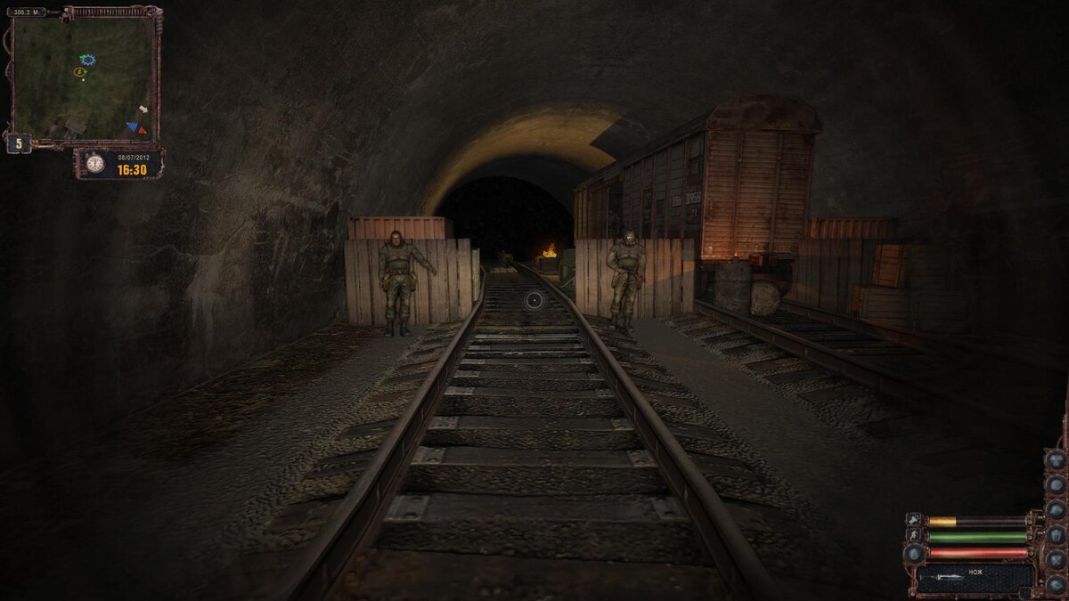 На АгроПроме заглянул к технику для ремонта. 