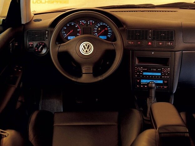 Volkswagen Golf mk4 (Салон)