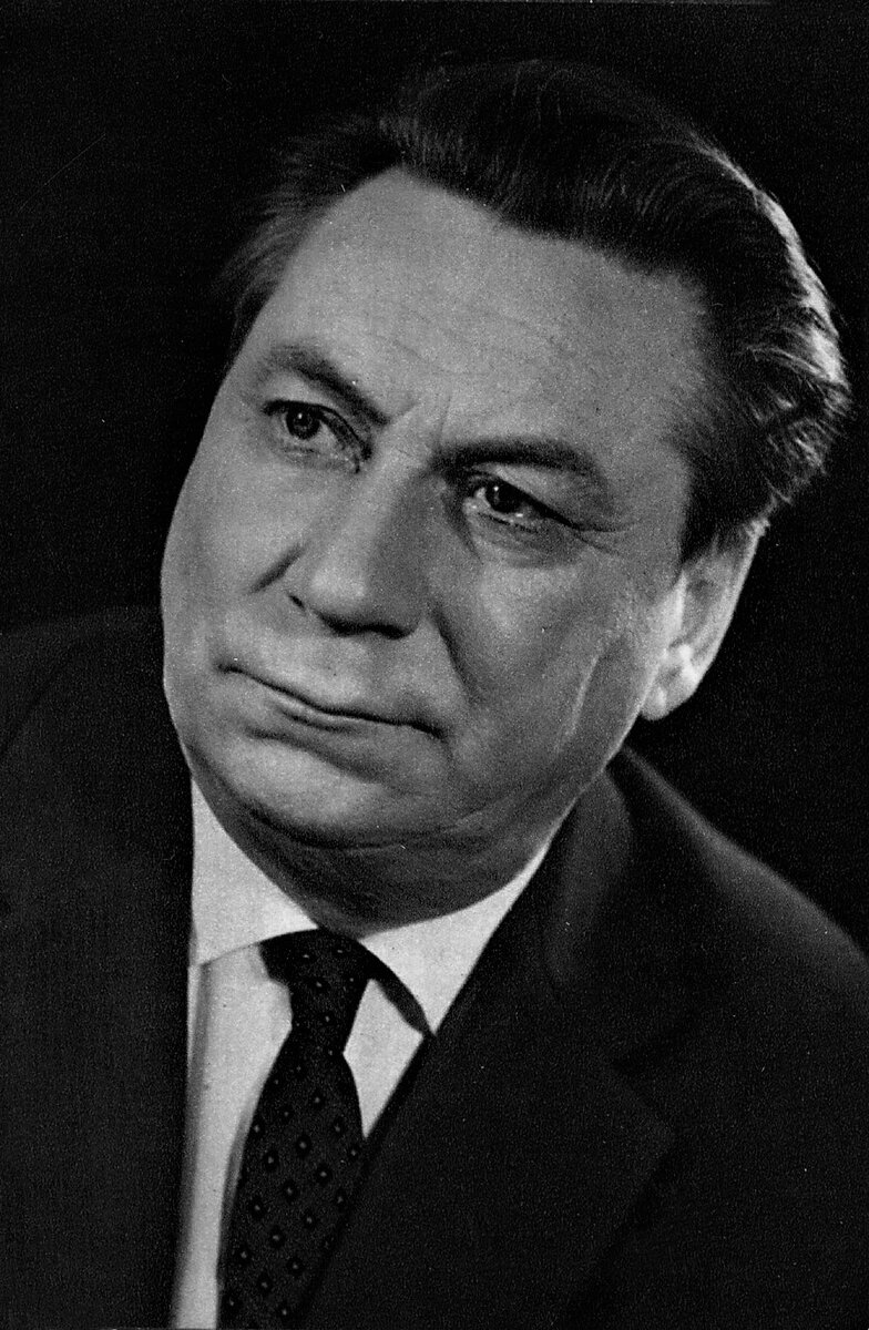 Василий Меркурьев