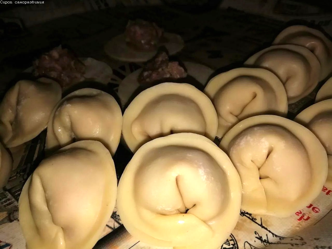 Берем пельмени