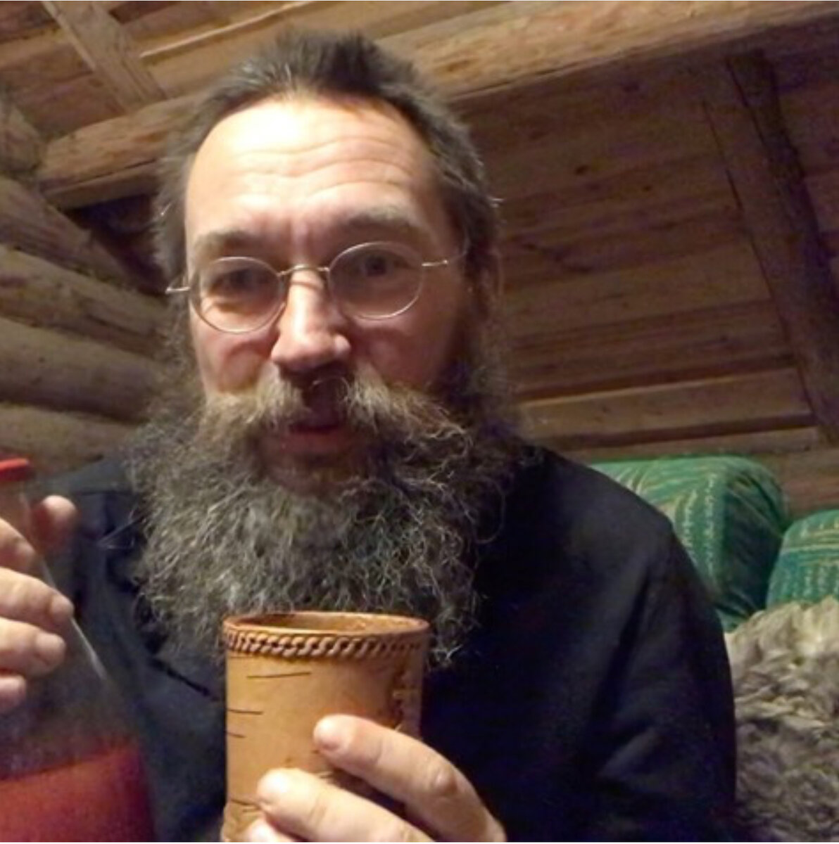 фото из аккаунта Германа Стерлигова. Глаза добрые