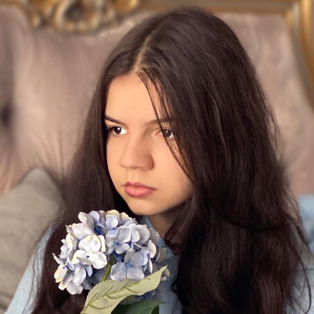 Елизавета Павлиашвили отметила 16 день рождения