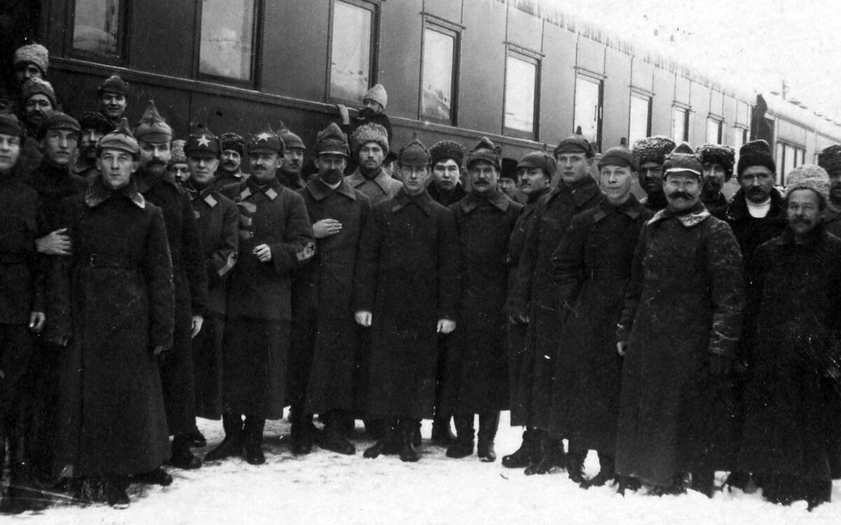 Командный и политический состав поезда Льва Троцкого, период Гражданской войны в России.