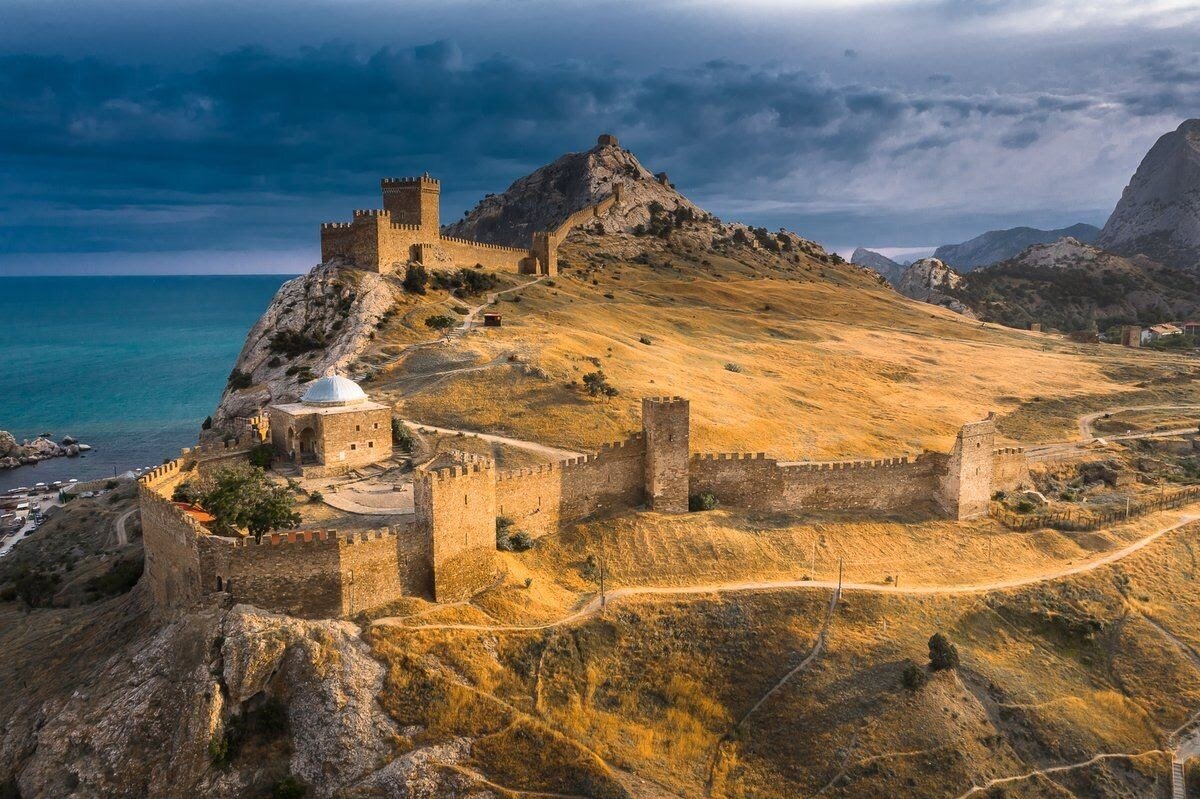 судак фото города и пляжа достопримечательности