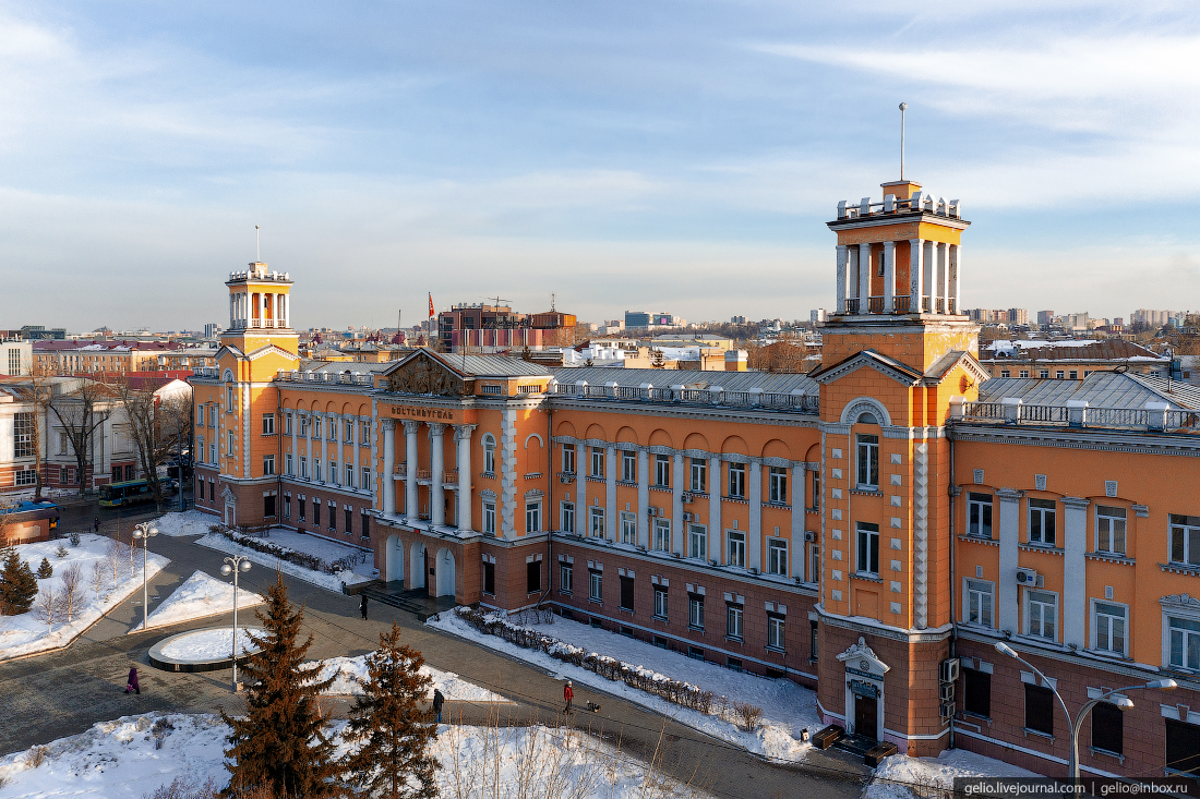 Город иркутск находится. Востсибуголь Иркутск. Востсибуголь Иркутск исторический. Иркутск столица Сибири. Здание Востсибуголь Иркутск история.