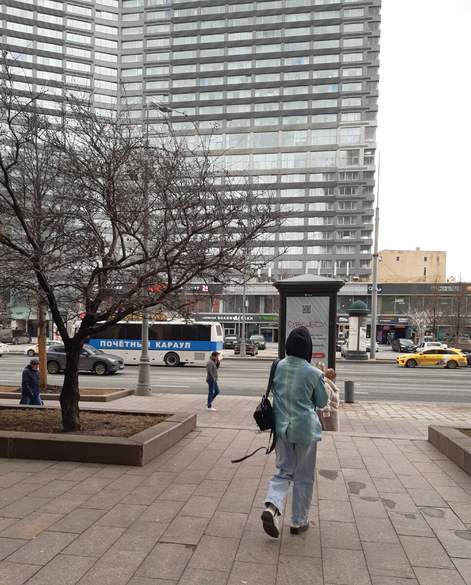 С ростом канала... и в его пространстве появилась безмолвная "стража"