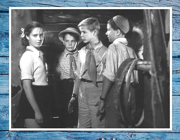 Кадр из фильма "Тимур и его команда"