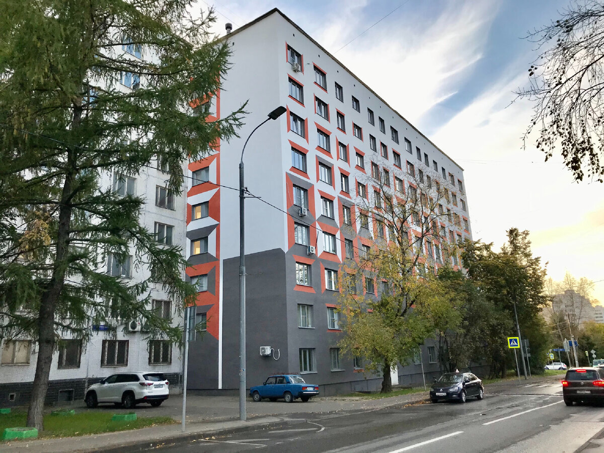 г. Москва (октябрь 2020 года). ЖК "Дегунин" - переделанный дом с квартирами по 10 квадратных метров 