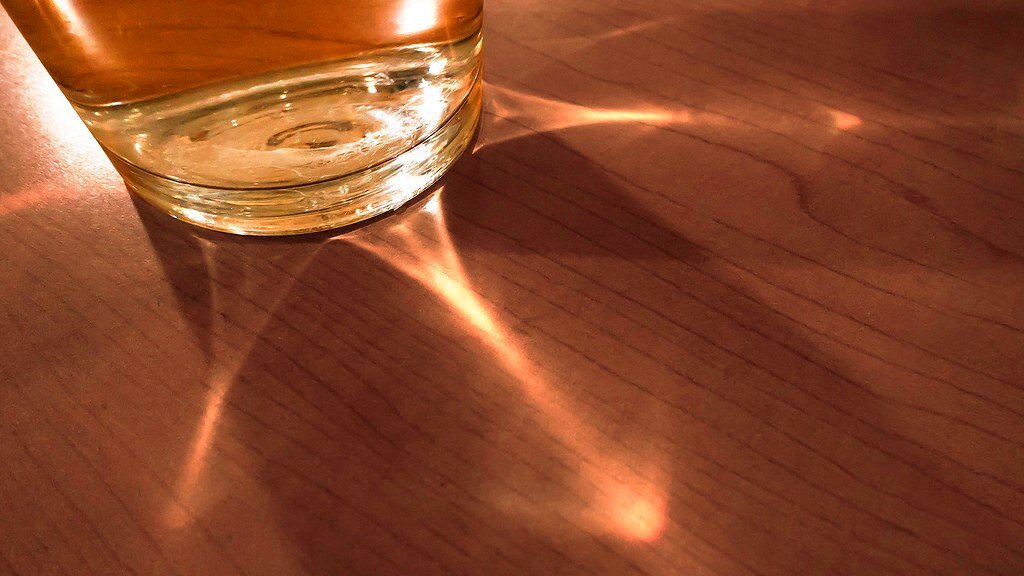 Как контактировать с ушедшими или недоступными людьми с помощью стакана воды (источник фото: https://flic.kr/p/Exz3je)