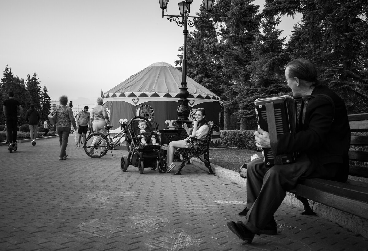 И пусть весь мир подождет! Пока играет баян / Я фотограф | Я фотограф | Дзен