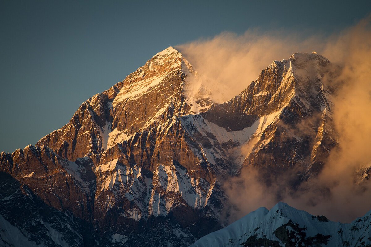 Гора Эверест (Джомолунгма) – наивысшая точка мира