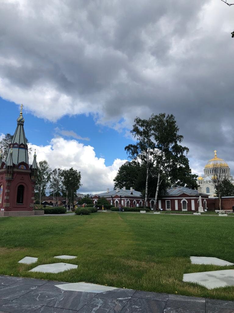 Новый потрясающий вид на Никольский собор